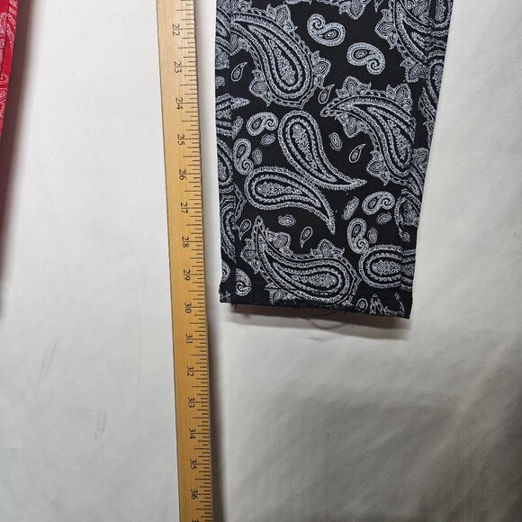 Valabasas Mens Paisley Print Slim Fit Pants 32 Red & Black Split Bandana Stretch - Picture 8 of 12
